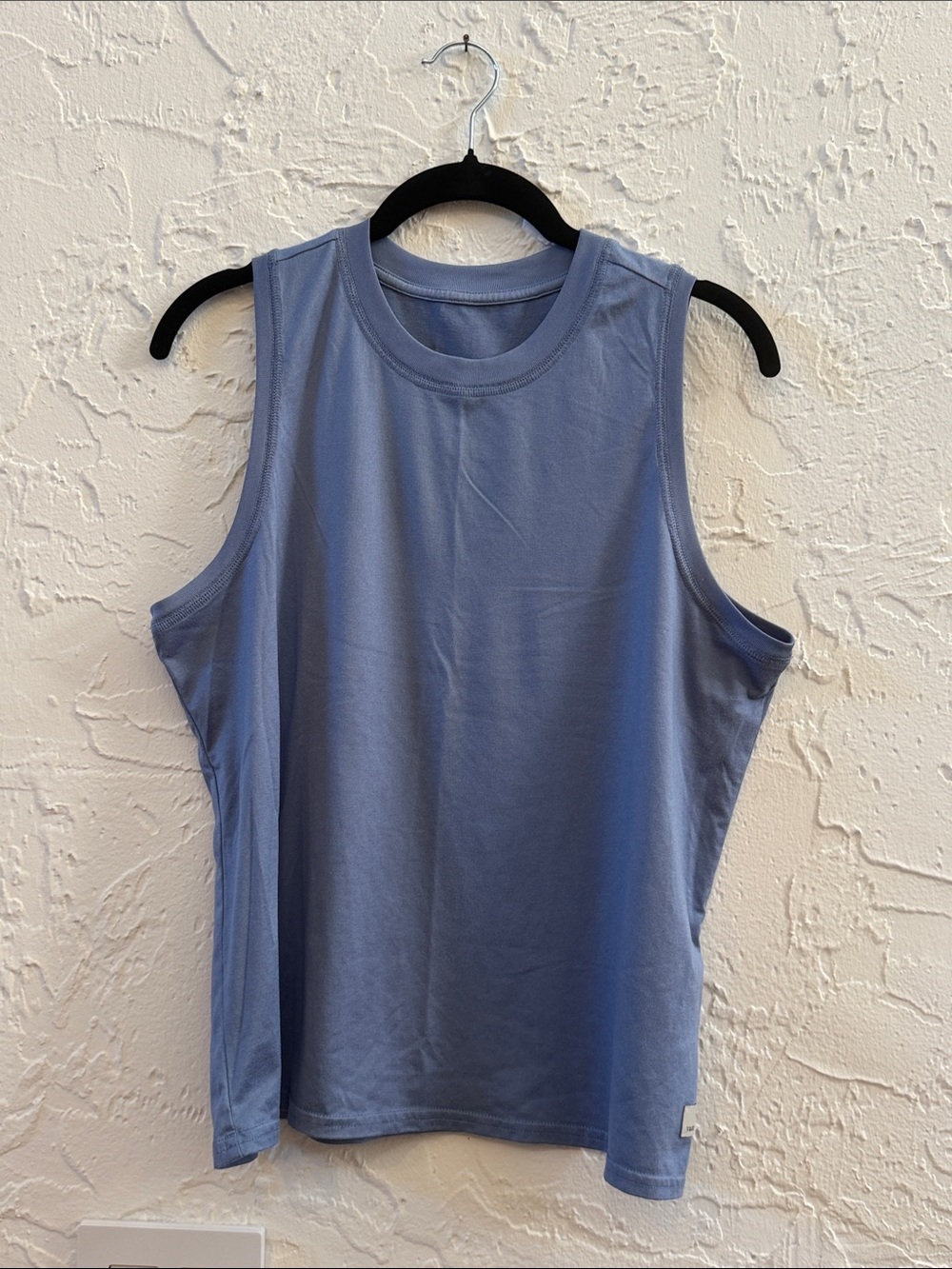 Vuori energy top size L excellent condition